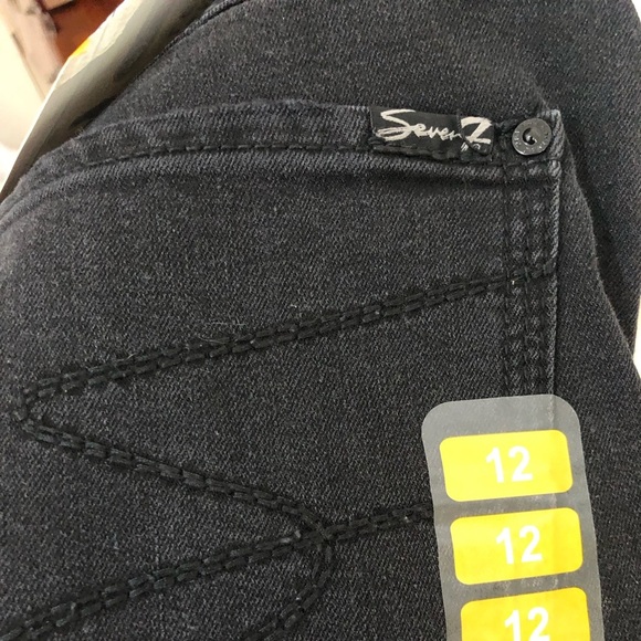 Jeans - Picture 13 of 13